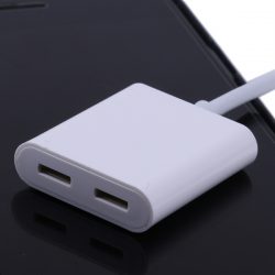 Lightning Audio + Lataussovitin iPhone 8 / 7